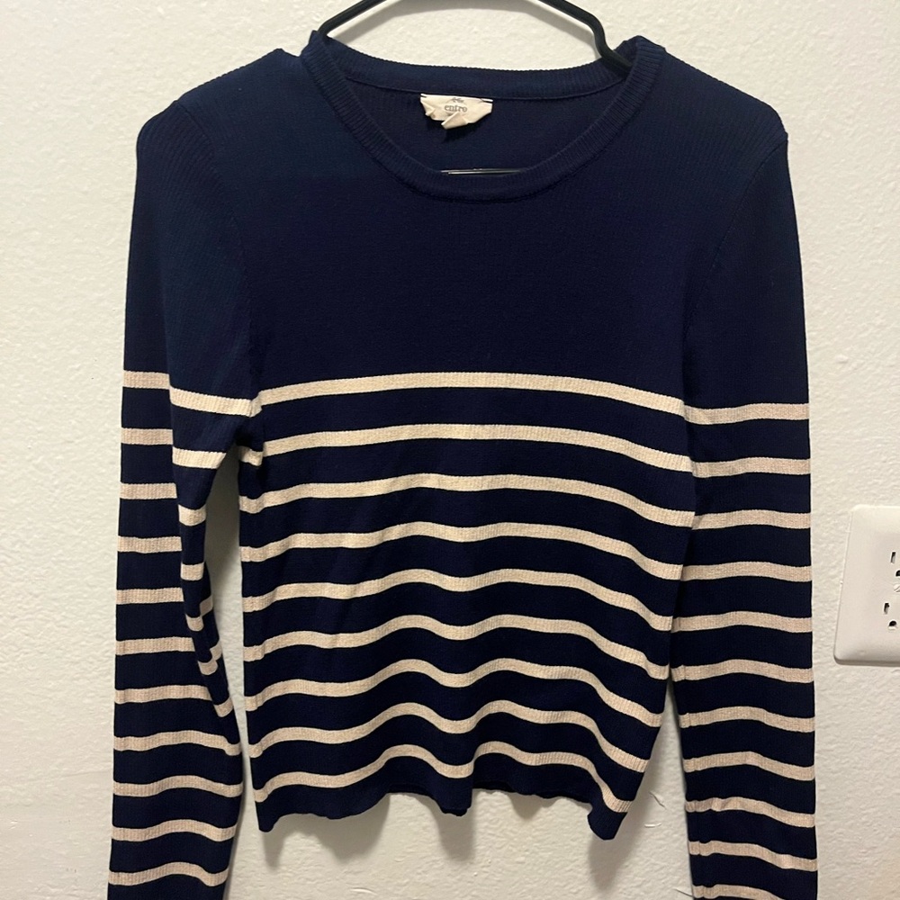 ✨entro Navy and Cream Striped Long-Sleeve Top